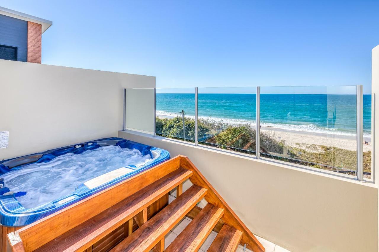 On The Beach Resort Bribie Island Woorim Luaran gambar